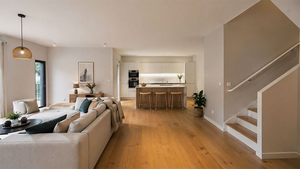 Intérieur lumineux avec finitions soignées